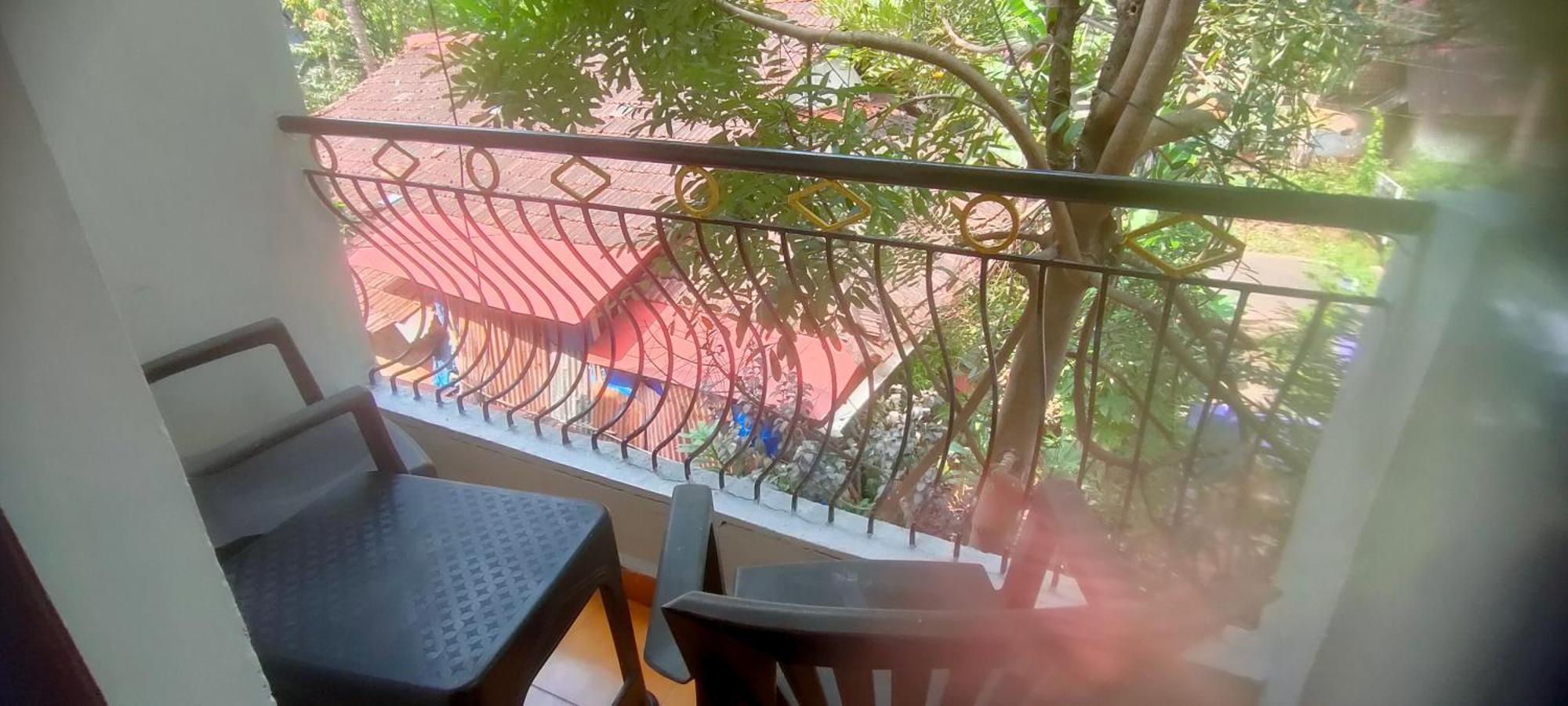 Jes Guest House Majorda Ngoại thất bức ảnh