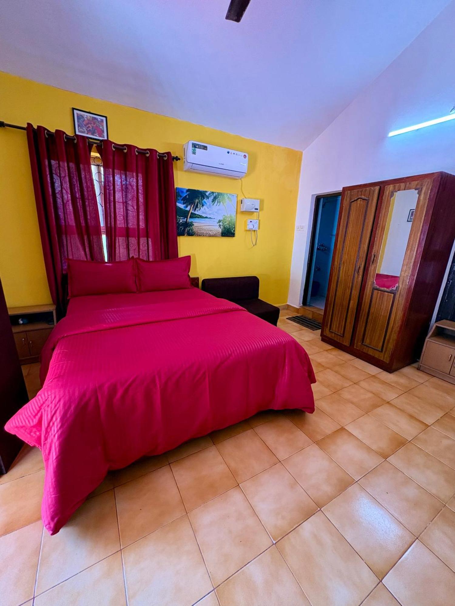 Jes Guest House Majorda Ngoại thất bức ảnh