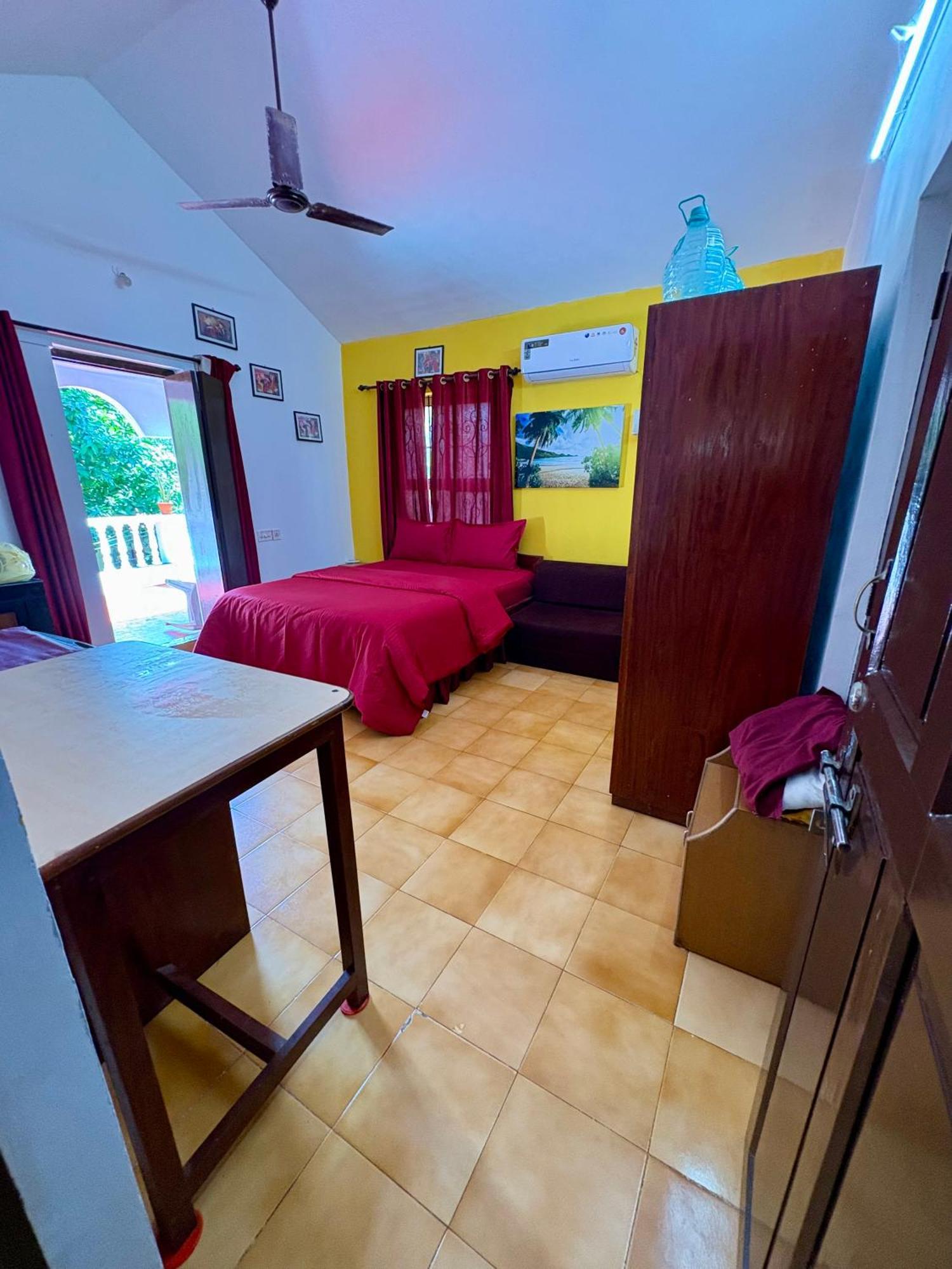 Jes Guest House Majorda Ngoại thất bức ảnh
