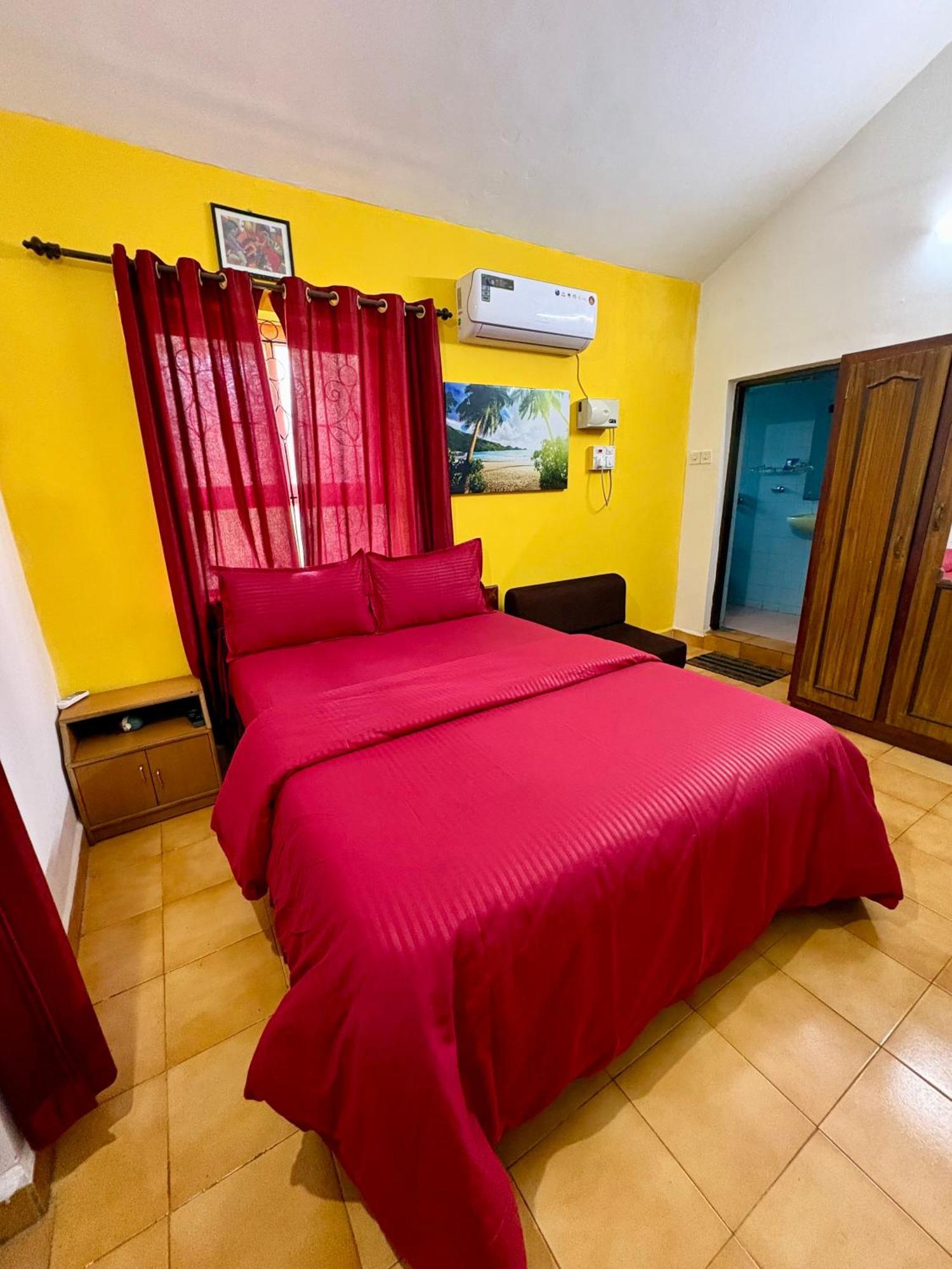 Jes Guest House Majorda Ngoại thất bức ảnh