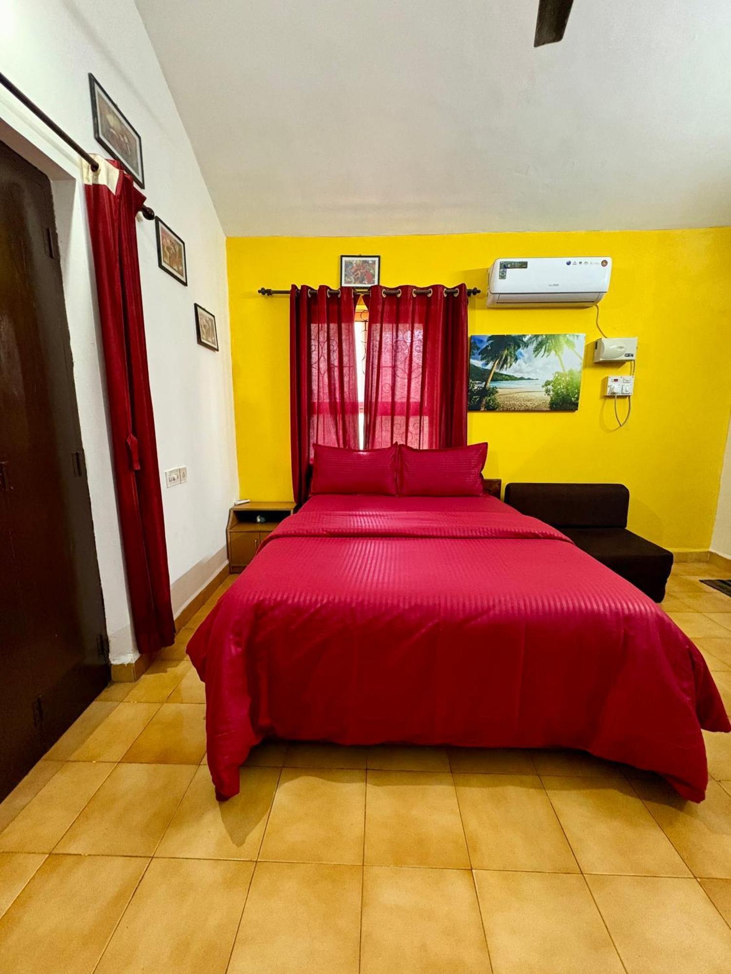 Jes Guest House Majorda Ngoại thất bức ảnh