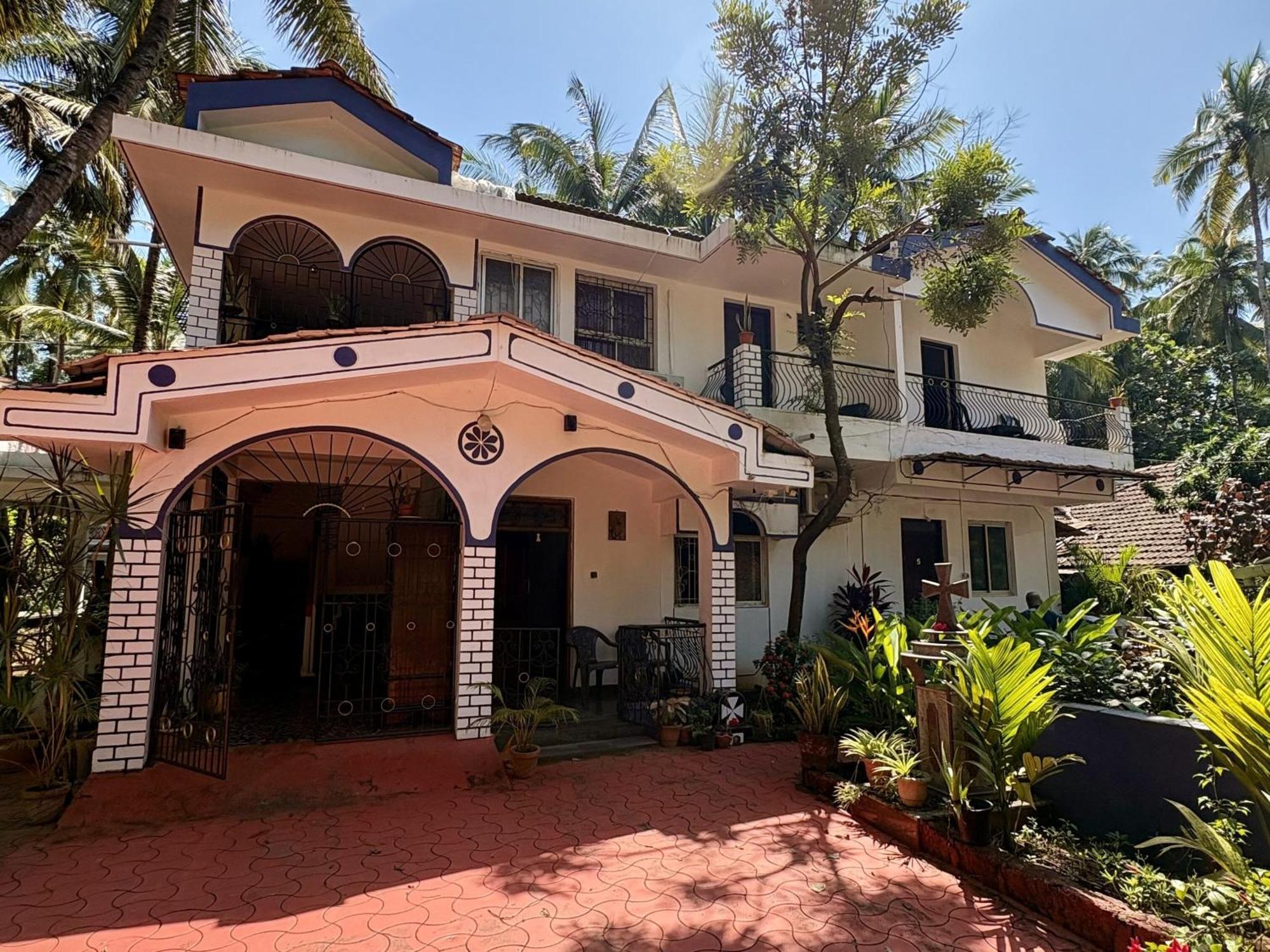 Jes Guest House Majorda Ngoại thất bức ảnh