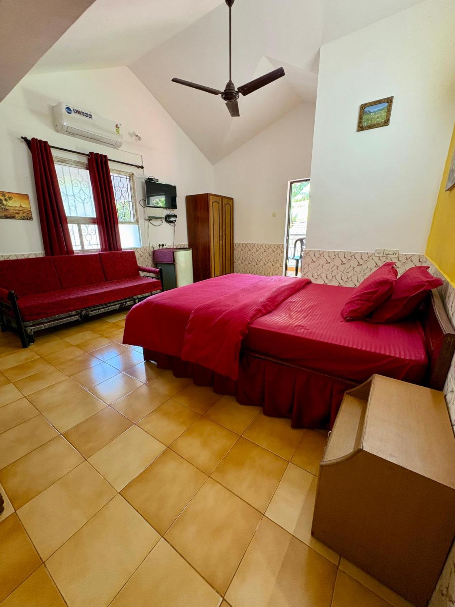 Jes Guest House Majorda Ngoại thất bức ảnh