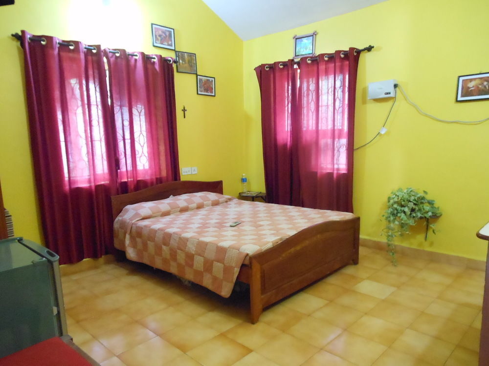 Jes Guest House Majorda Ngoại thất bức ảnh