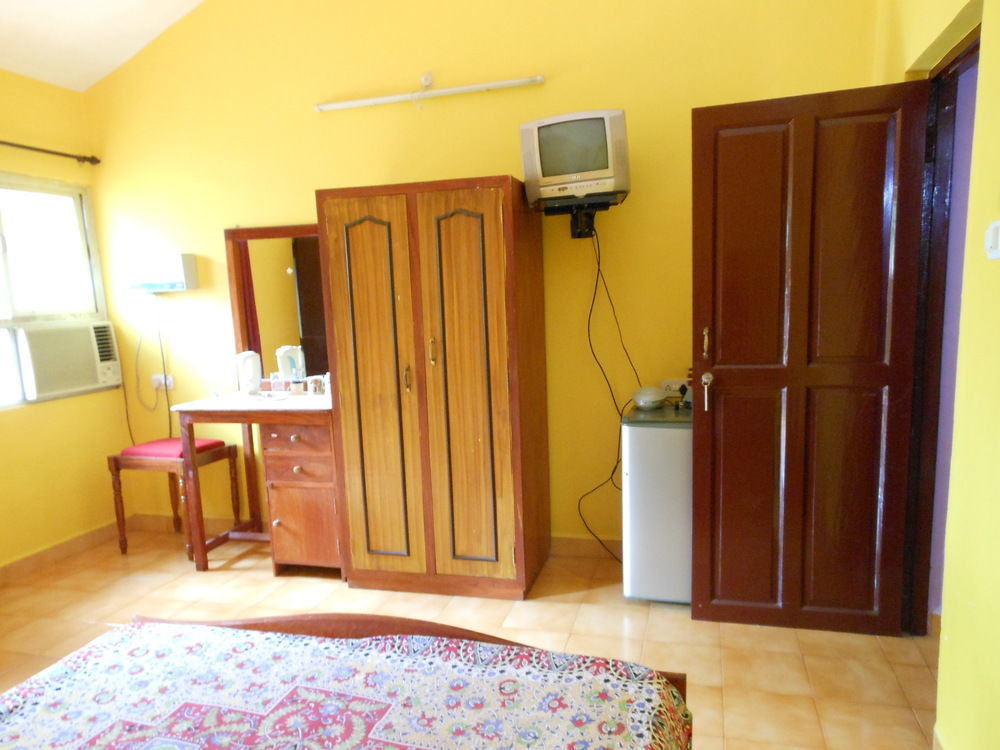 Jes Guest House Majorda Ngoại thất bức ảnh