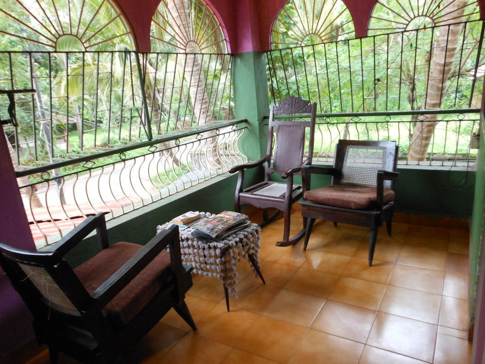 Jes Guest House Majorda Ngoại thất bức ảnh