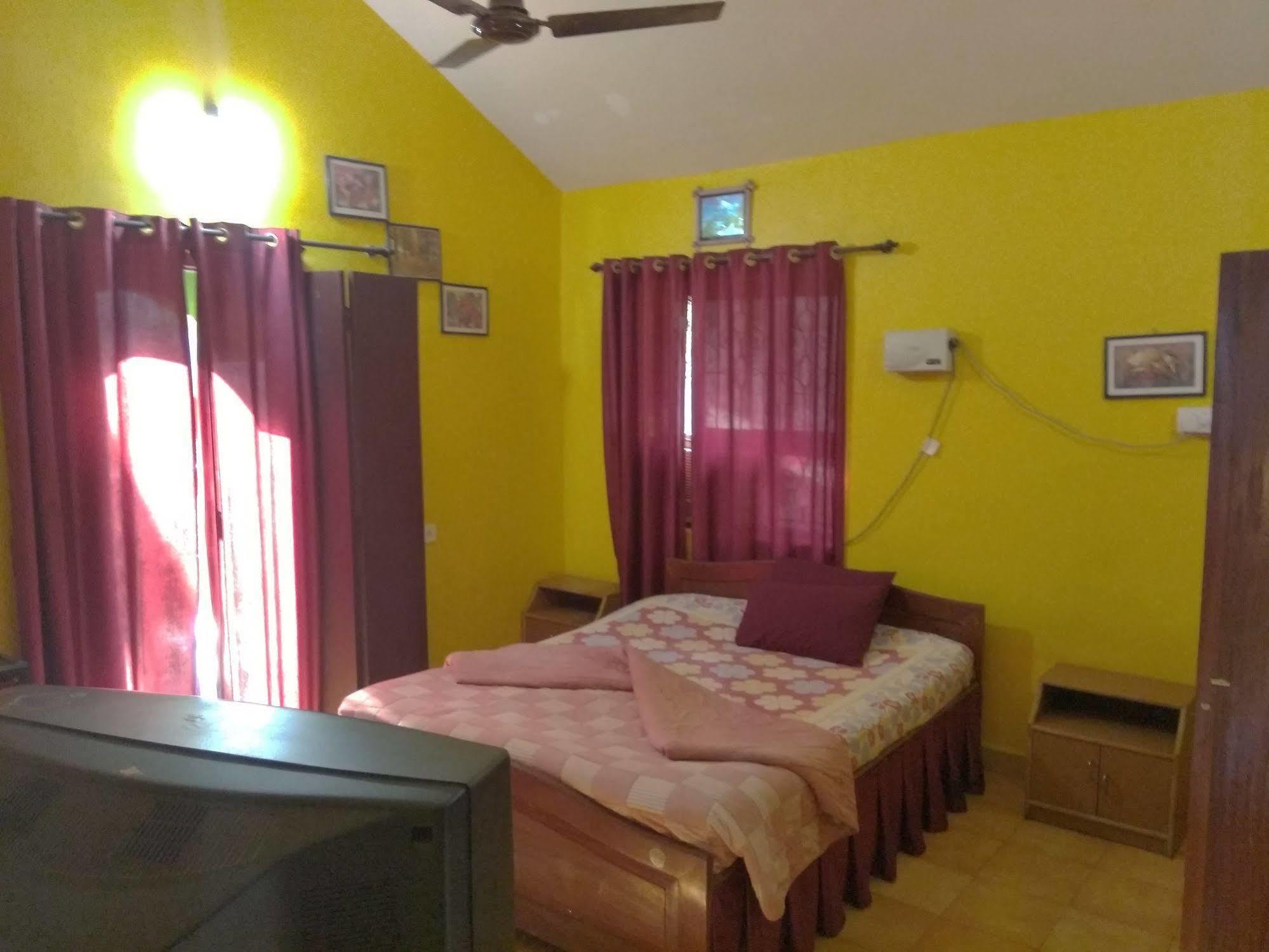 Jes Guest House Majorda Ngoại thất bức ảnh