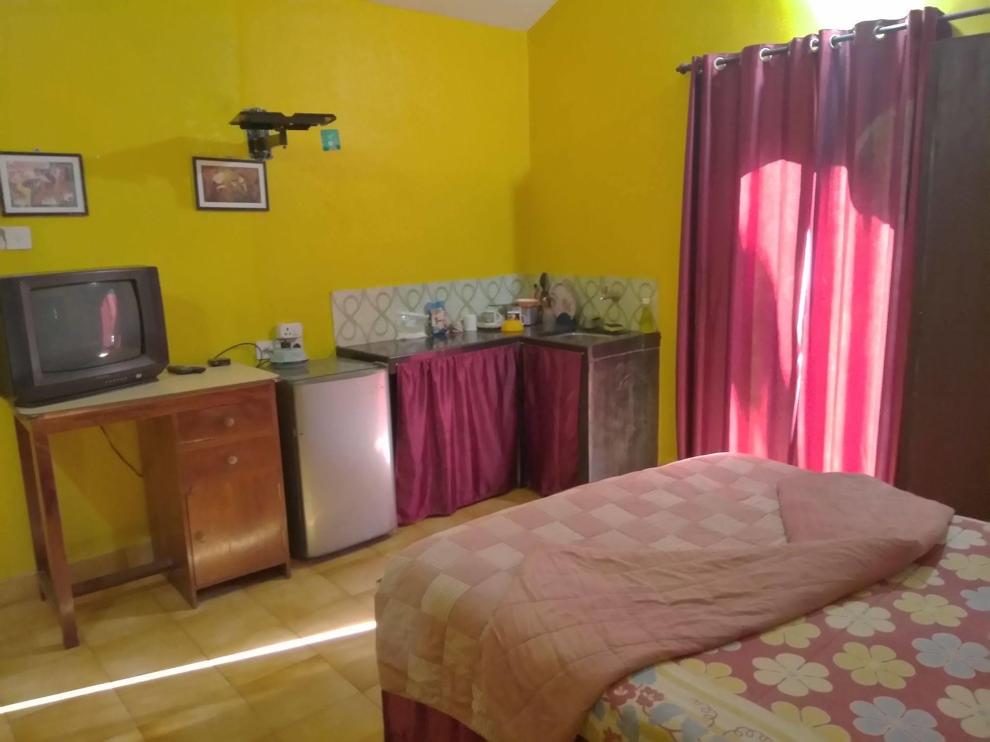 Jes Guest House Majorda Ngoại thất bức ảnh