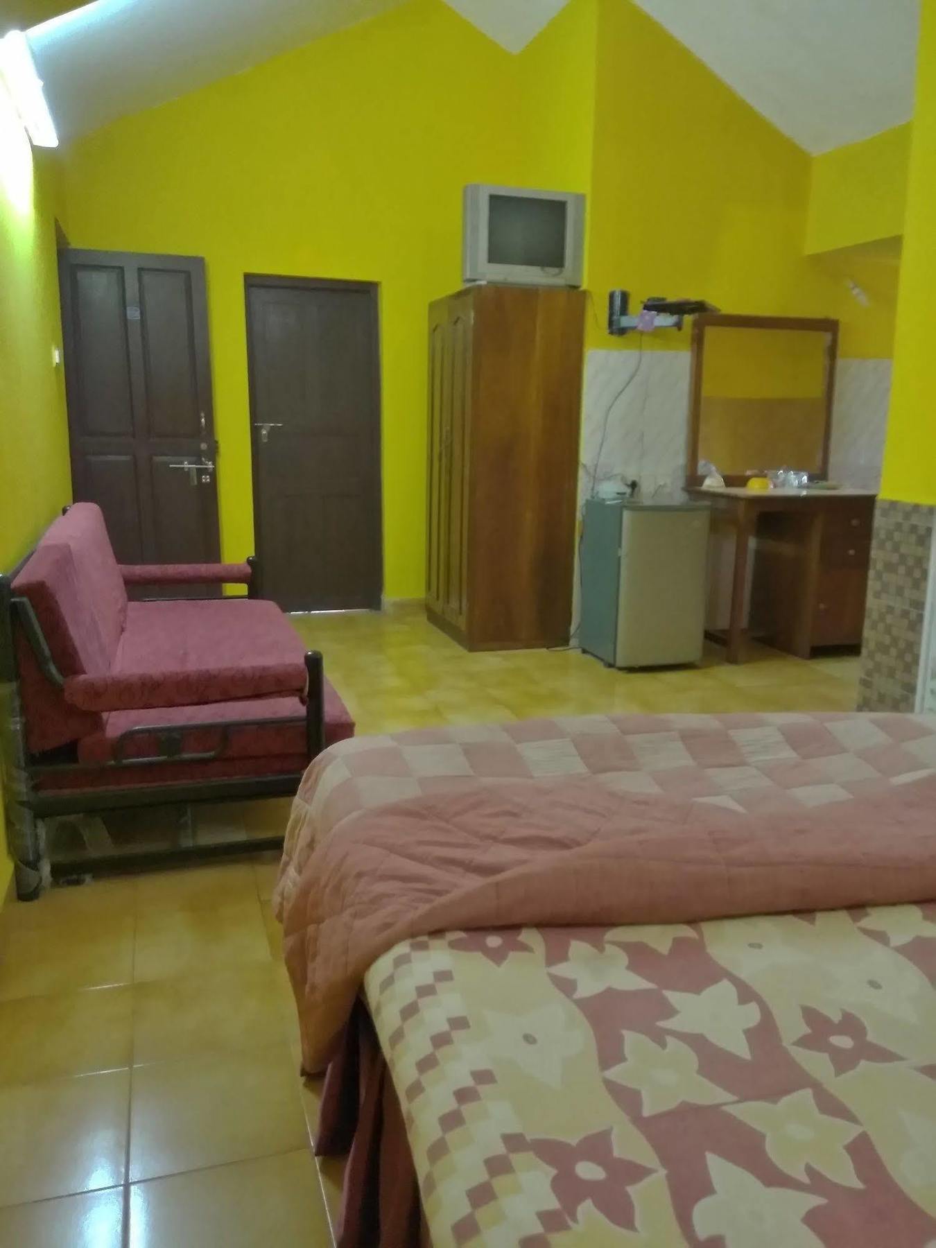 Jes Guest House Majorda Ngoại thất bức ảnh